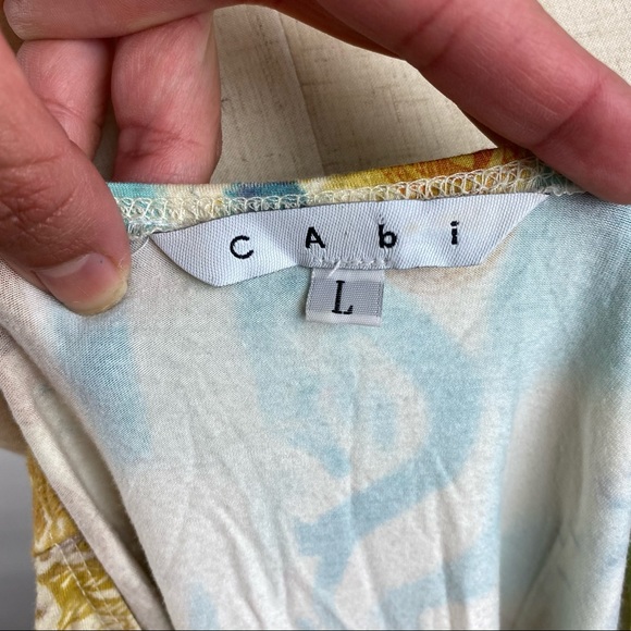 Cabi  3/4 Sleeve V Neck Tee Shirt Size L - Picture 6 of 7